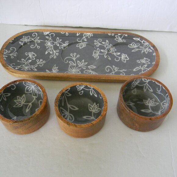 Temp-tations Floral Lace Set of (3) Wood Ramekins with Elongated Tray GRAY - Picture 3 of 4